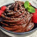 cremige vegane Schokoladen-Mousse - featured image
