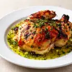 Saftiges Ofenhähnchen mit Kräuterbutter - featured image